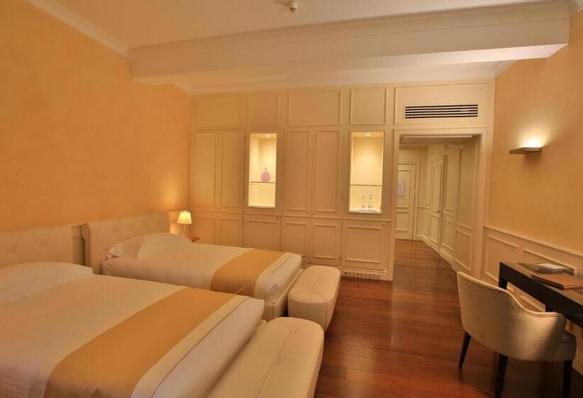اتاق لوکس, Rua Frati 48 In San Francesco