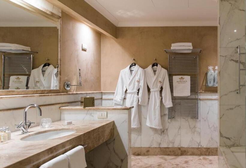 سوییت, Rua Frati 48 In San Francesco