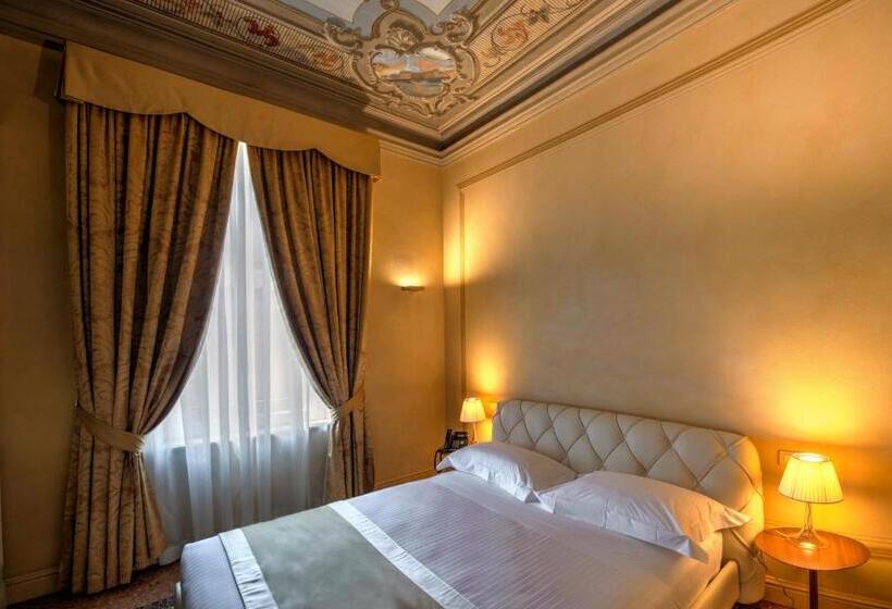 سوئیت پرزیدنت, Rua Frati 48 In San Francesco