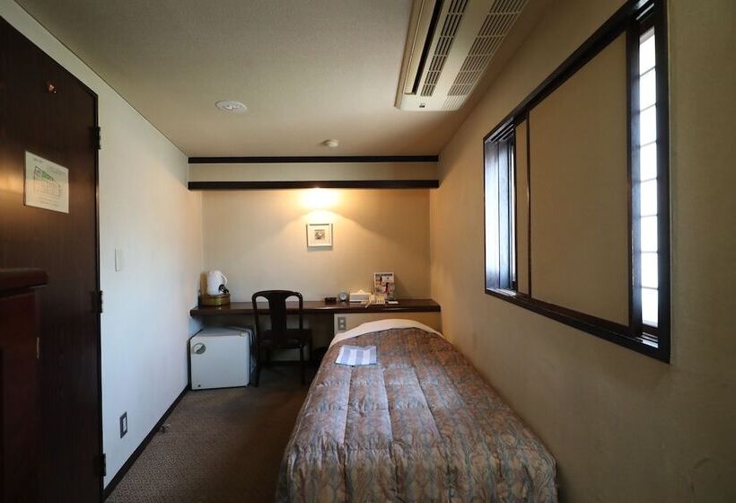 غرفة قياسية فردية, Yama