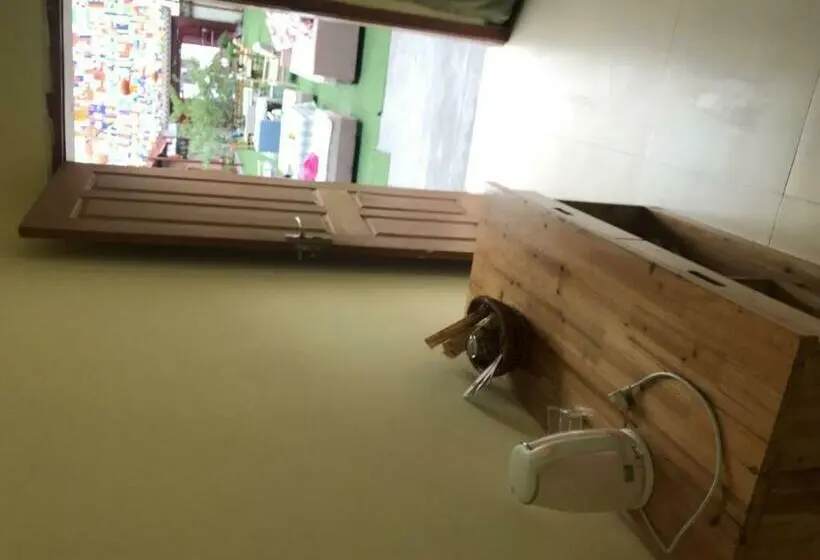 ルームシェアのワンベッド, Youranju Guesthouse
