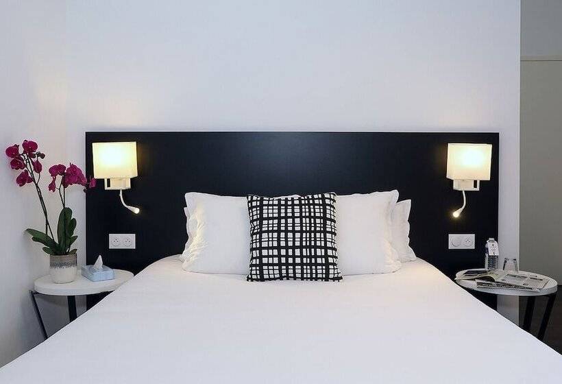 高级大房间, Le Nelio