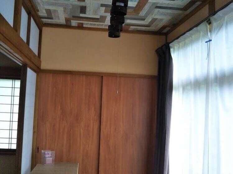 Camera Quadrupla Standard, Guest House Hostel Yukuru