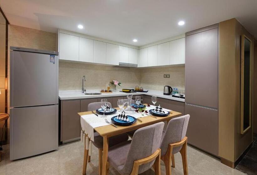 חדר דופלקס, Royal Star Apartment