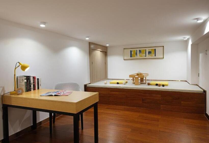 חדר דופלקס, Royal Star Apartment