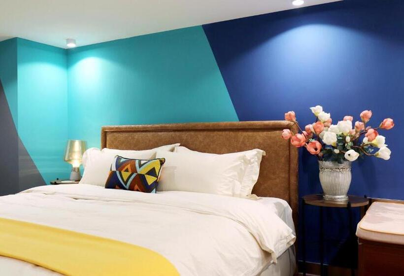 סוויטת דופלקס, Royal Star Apartment