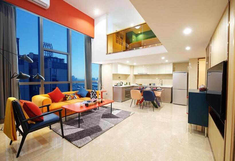 סוויטת דופלקס, Royal Star Apartment