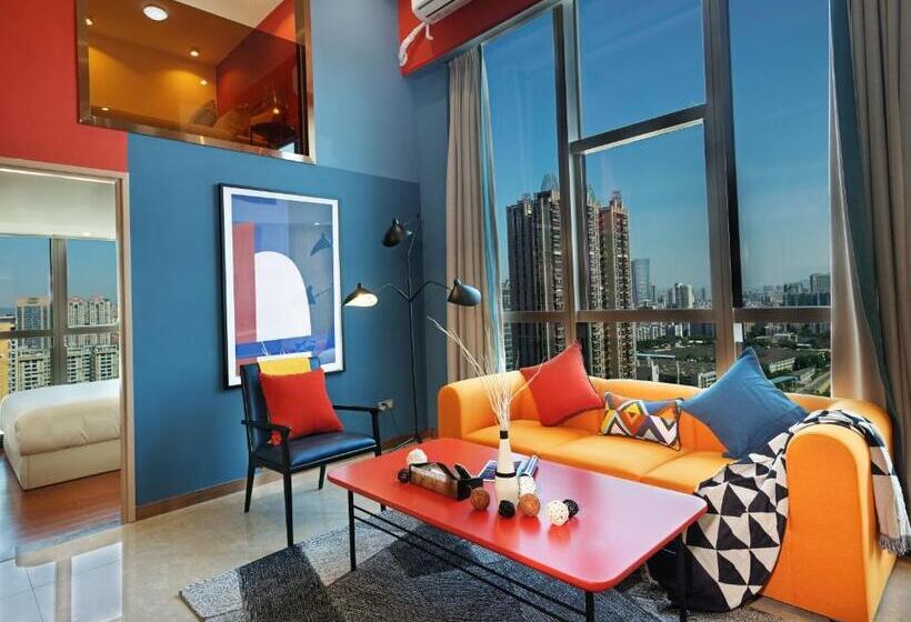 Suíte Dúplex, Royal Star Apartment