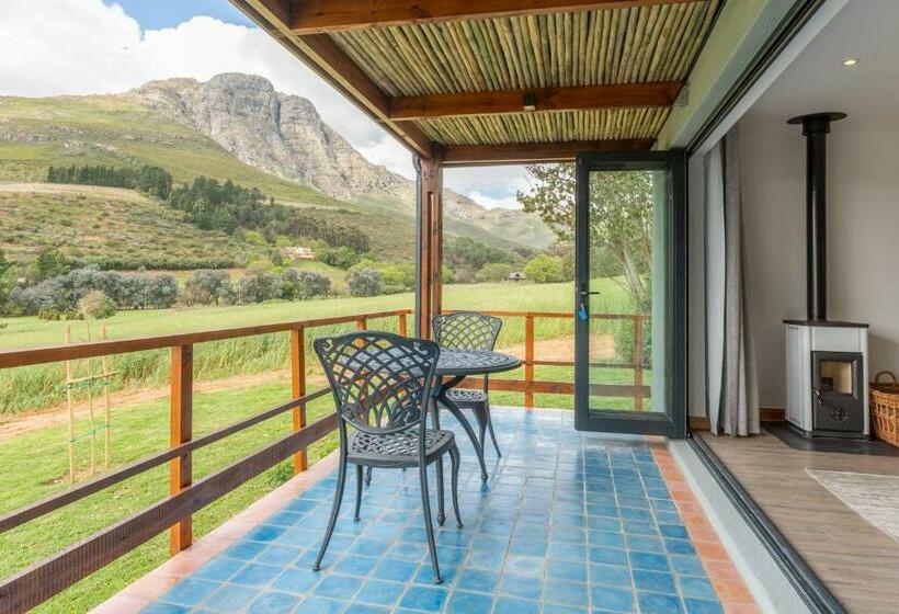 Deluxe Suite King Bed, Mont Angelis