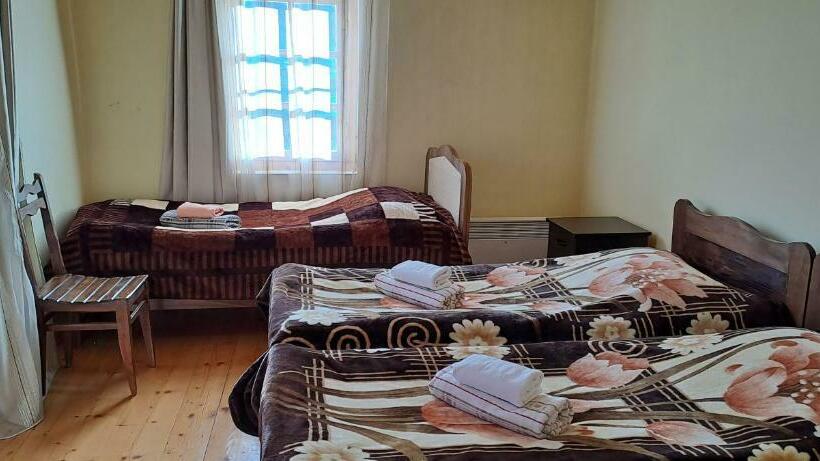 اتاق استاندارد با سرویس بهداشتی مشترک, Guesthouse Robi