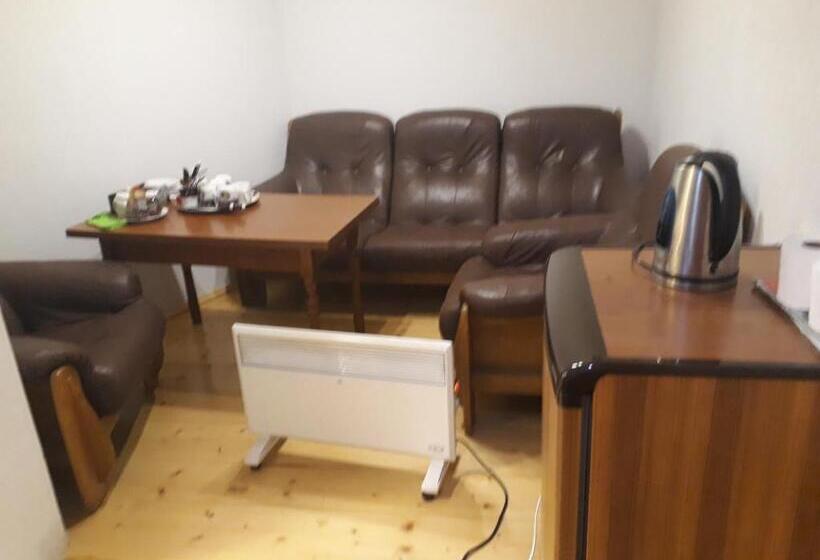 اتاق استاندارد با سرویس بهداشتی مشترک, Guesthouse Robi