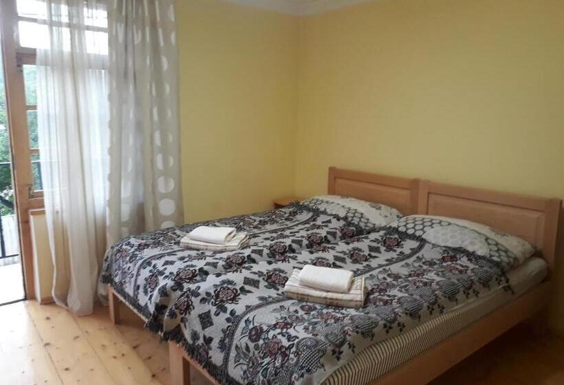 اتاق استاندارد با بالکن, Guesthouse Robi