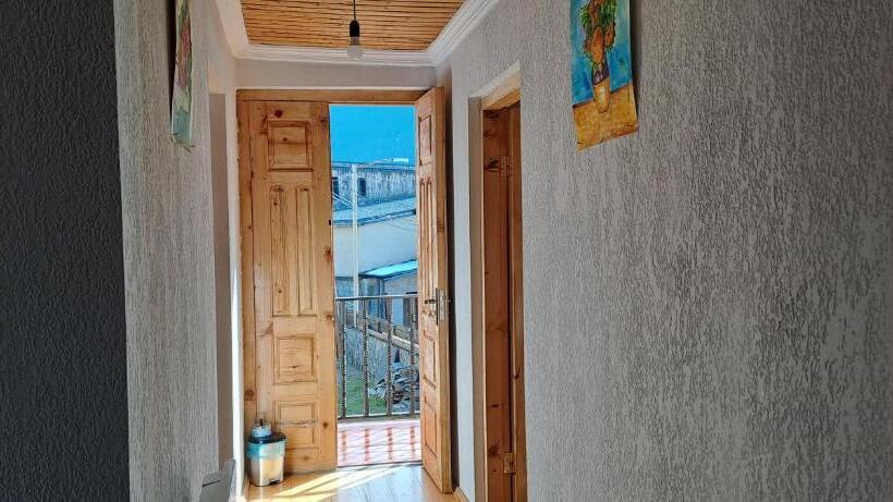 اتاق استاندارد, Guesthouse Robi