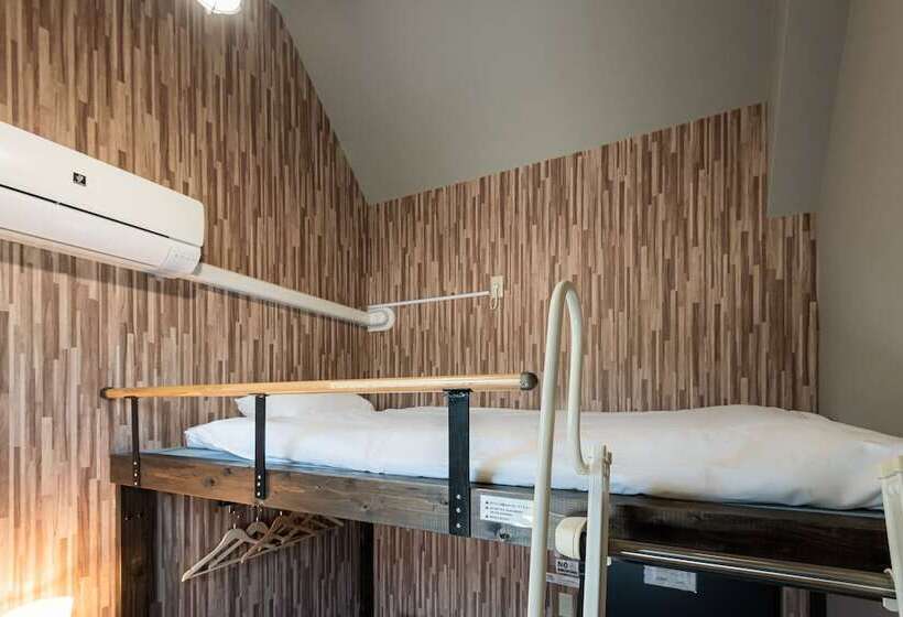 Habitació Estàndard Bany Compartit, Base Nara