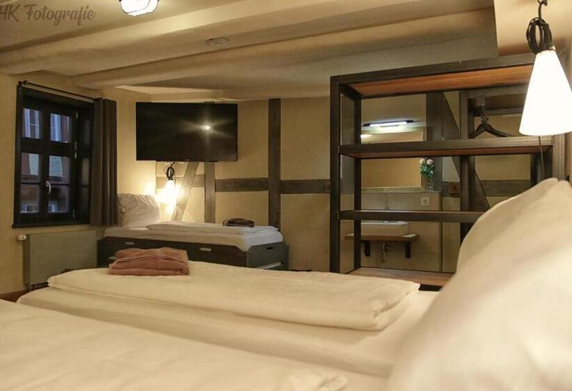 Семейный Номер, Hostel & Hotel Samocca