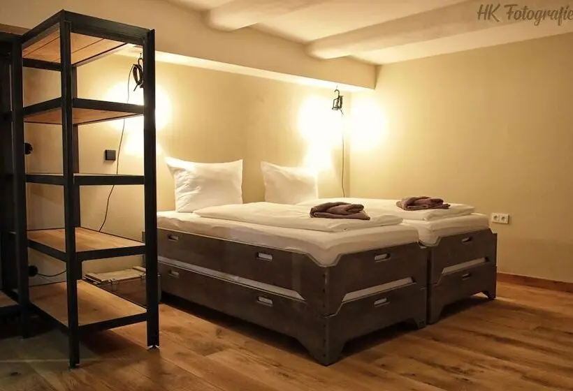 ファミリールーム, Hostel & Hotel Samocca