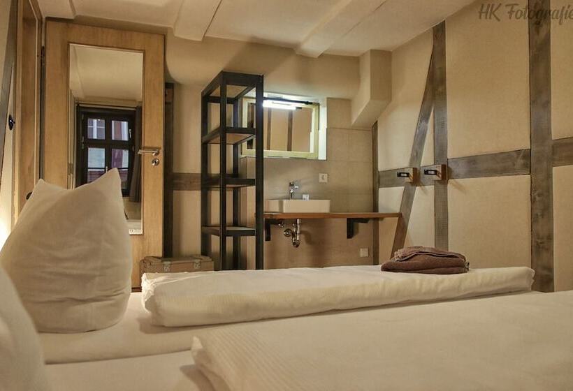 Семейный Номер, Hostel & Hotel Samocca