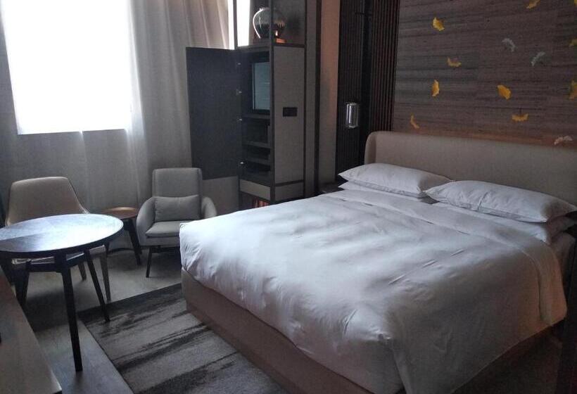 Standart Oda, Yunhe Yebo