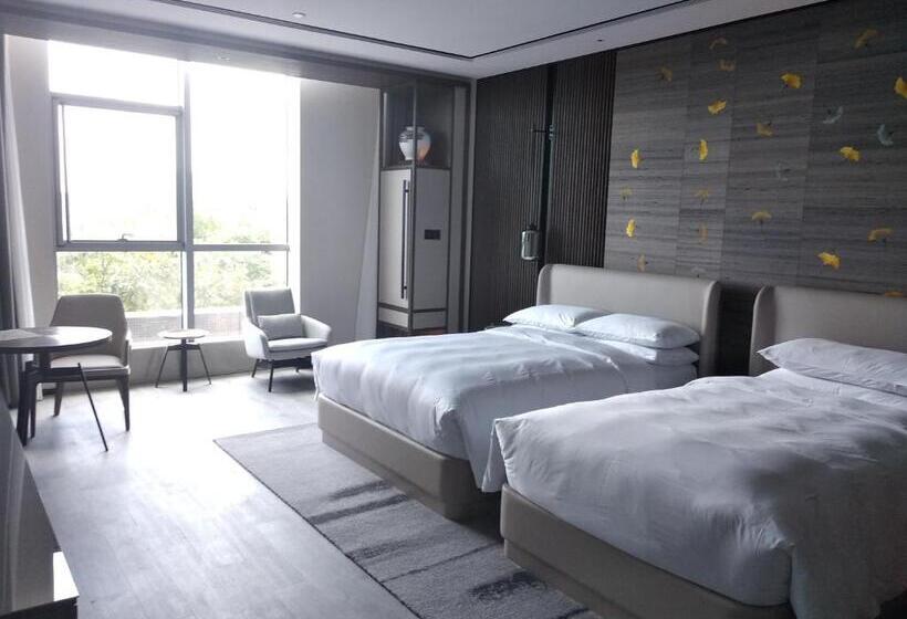 Bahçe Manzaralı Lüks Oda, Yunhe Yebo