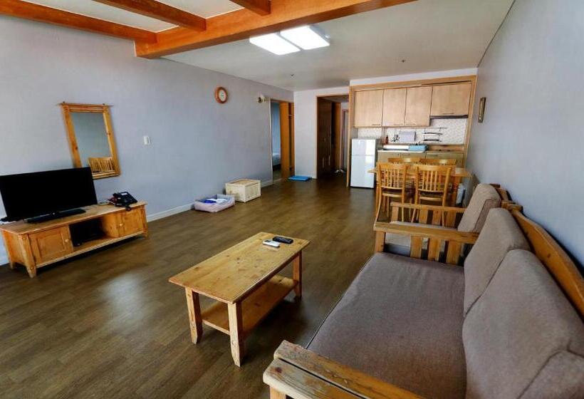 Studio Standard, Yangji Pine Resort