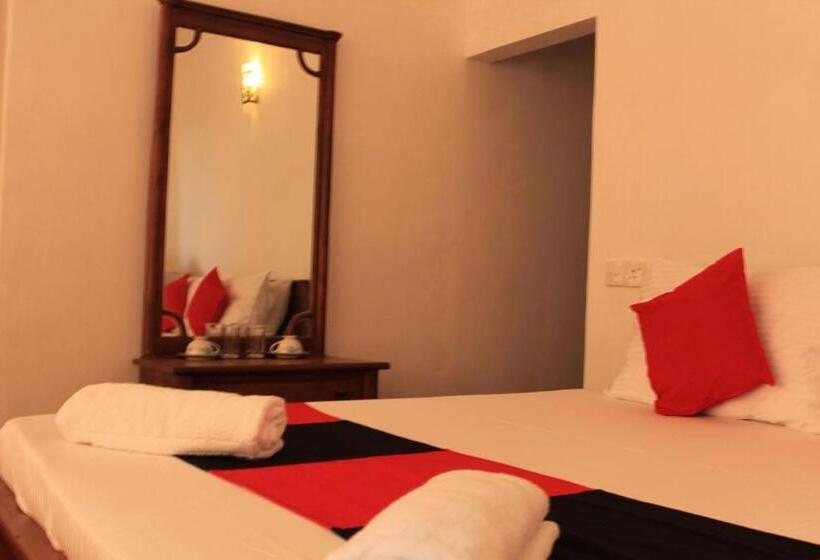 غرفة سوبيريور, 47 Alfred House Free Pickup From Kandy City