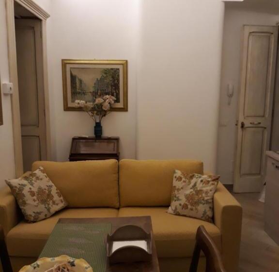 آپارتمان سوپریور 1 خوابه, Oikos Atena