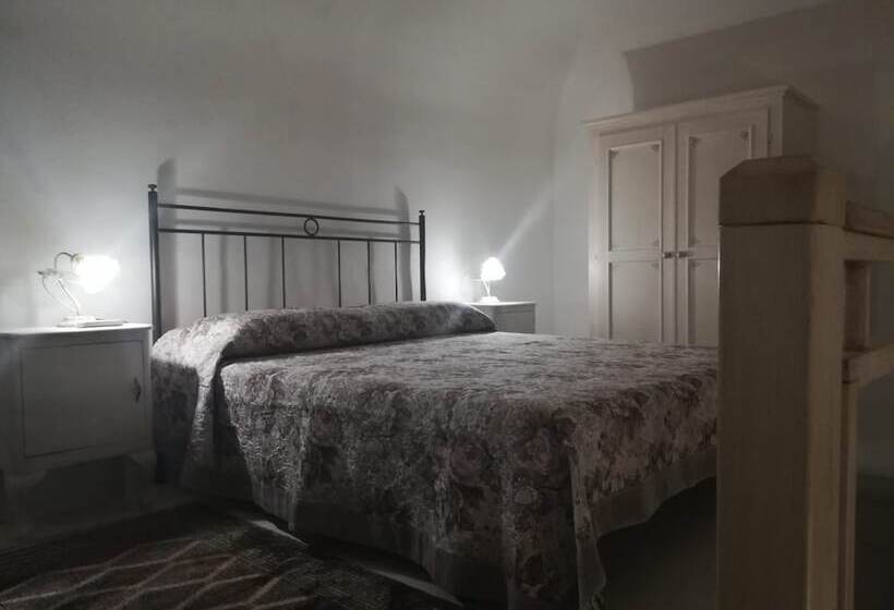 آپارتمان لوکس 1 خوابه, Oikos Atena