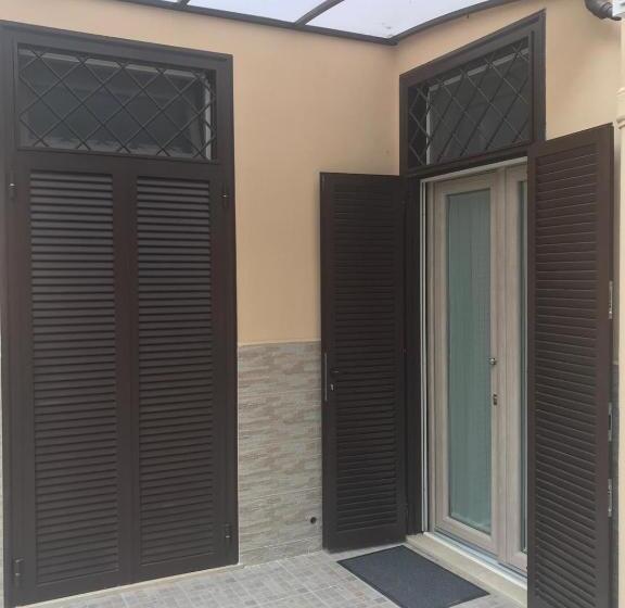 Полулюкс Вид на Сад, Virgilio’s Garden