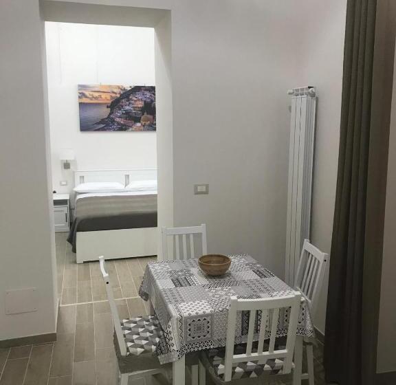 Полулюкс Вид на Сад, Virgilio’s Garden