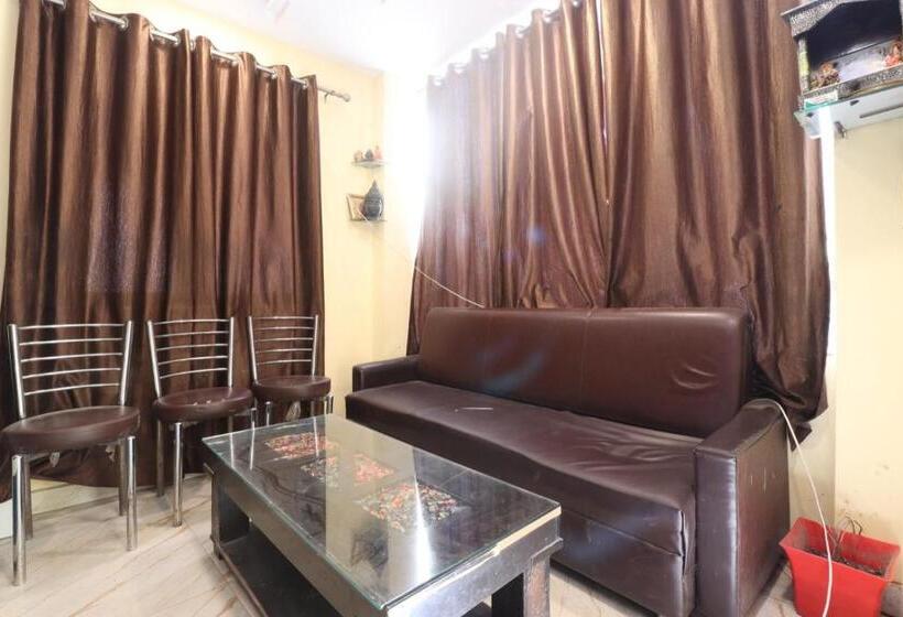 غرفة قياسية ثلاثية, The Ganges Glory