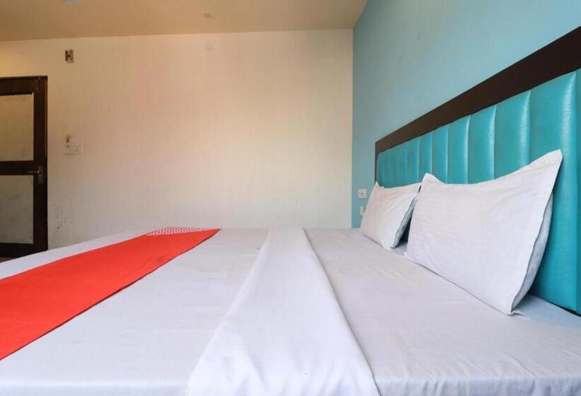 غرفة قياسية ثلاثية, The Ganges Glory