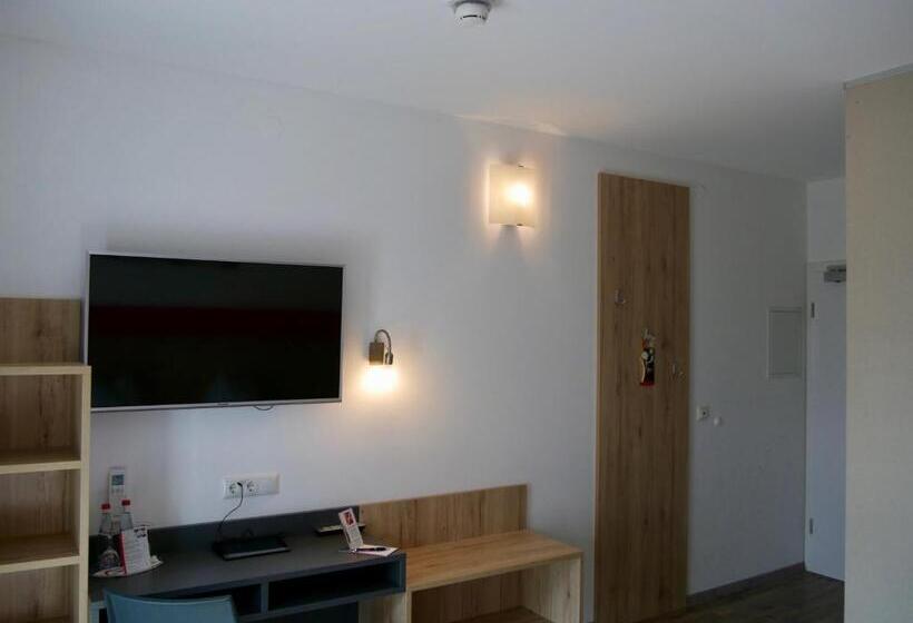 豪华房间, Hohenloher Tor