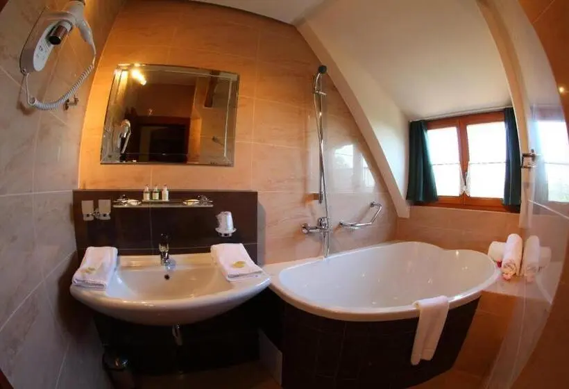 Apartament 1 Dormitori, Fortna