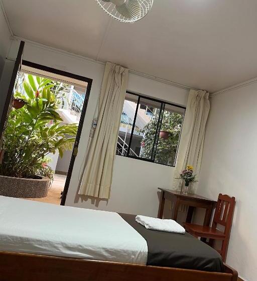 اتاق استاندارد یک نفره, Principe I