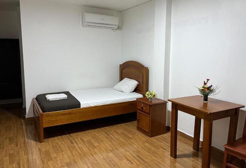 اتاق استاندارد یک نفره, Principe I