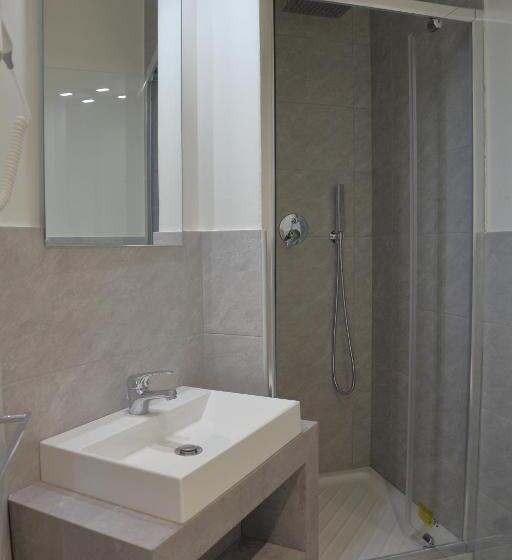 غرفة قياسية, Dimora Dell Arte   Foresteria Lombarda Smart Rent