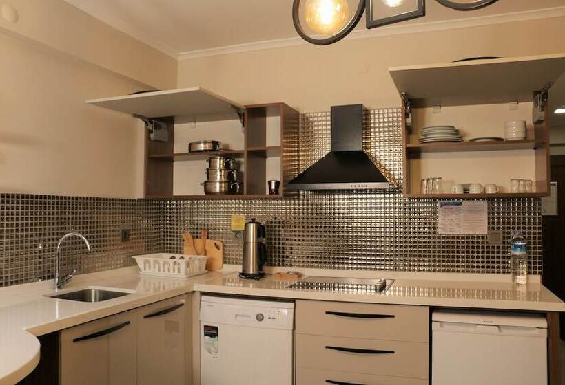 إستوديو قياسى, Aforia Thermal Residences