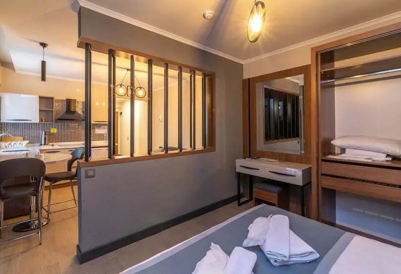 デラックススタジオ, Aforia Thermal Residences