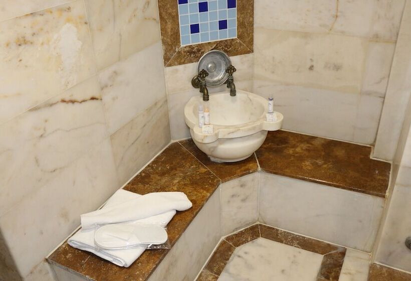 إستوديو قياسى, Aforia Thermal Residences