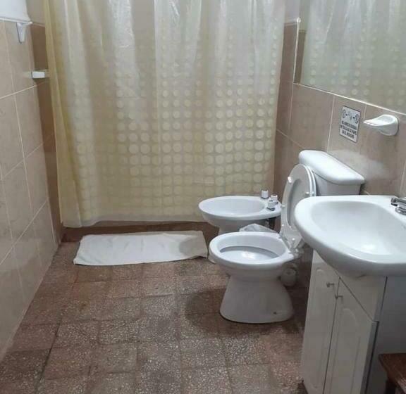 غرفة عائلية, Hacienda Casa Blanca