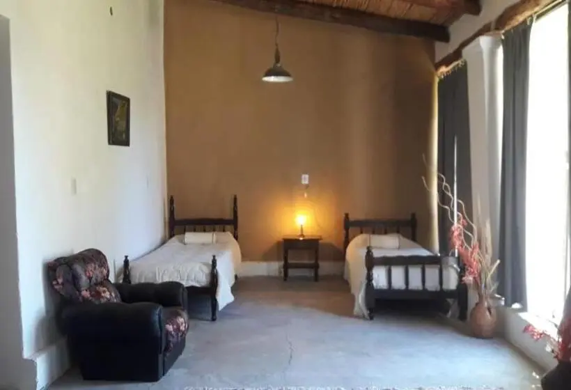 Perhesviitti, Hacienda Casa Blanca