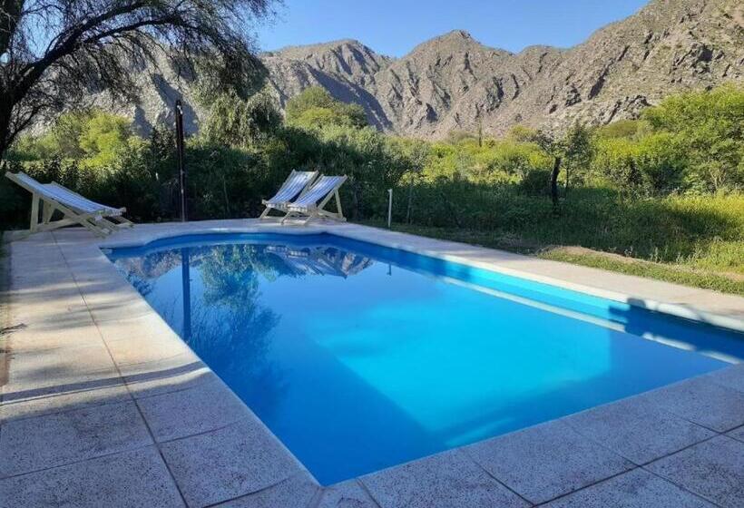 غرفة قياسية ثلاثية, Hacienda Casa Blanca