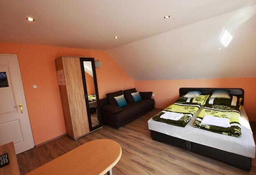 标准房带园景, Hőforrás Wellness Vendégház