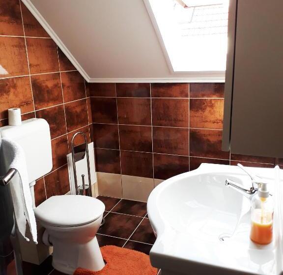 标准房带园景, Hőforrás Wellness Vendégház