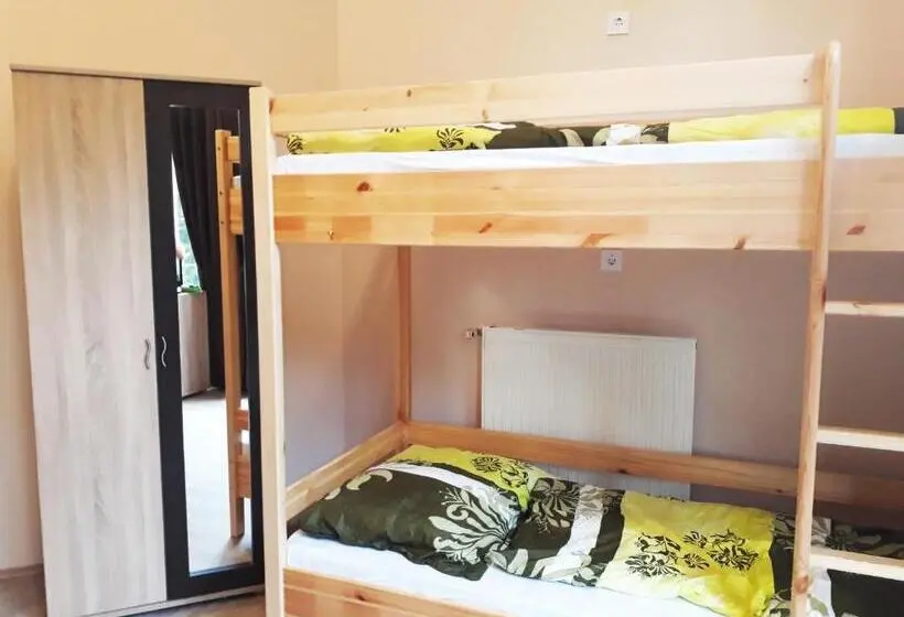 Standard Kolmen Hengen Huone, Hőforrás Wellness Vendégház