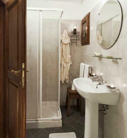 בית, 2 חדרי שינה, Castello Di Pratelli