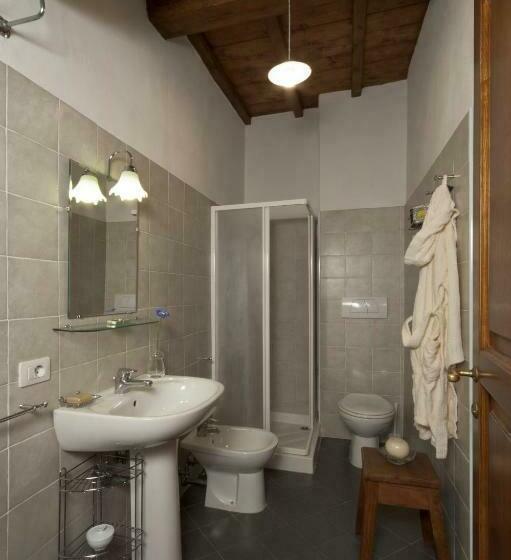 דירת חדר, Castello Di Pratelli