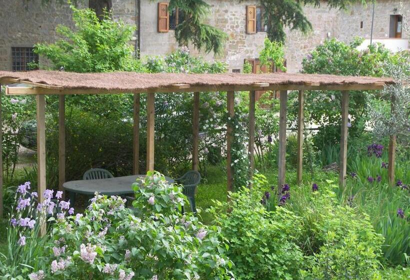 4间卧室的房子, Castello Di Pratelli