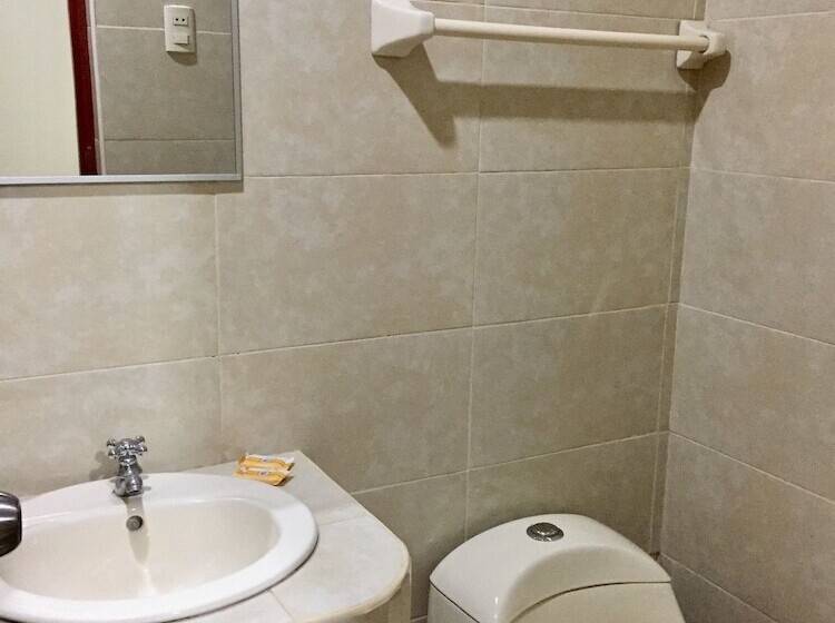 اتاق خانوادگی, El Nopal