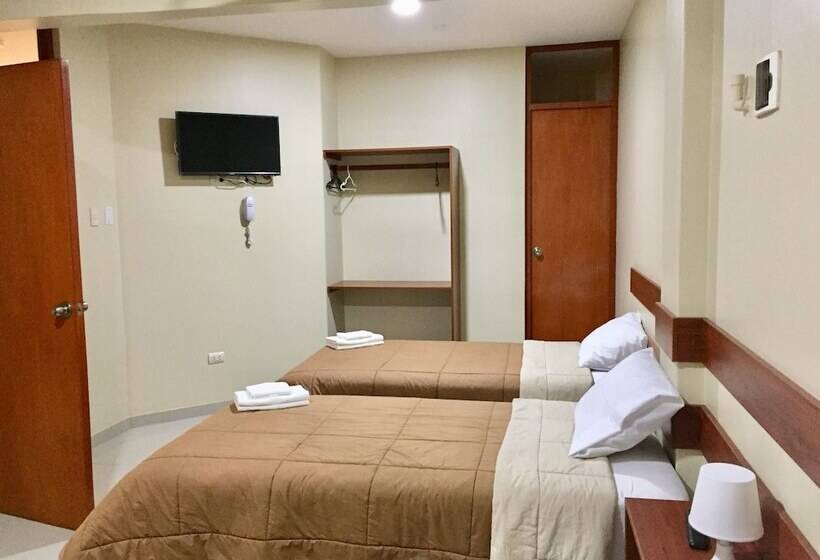 اتاق خانوادگی, El Nopal